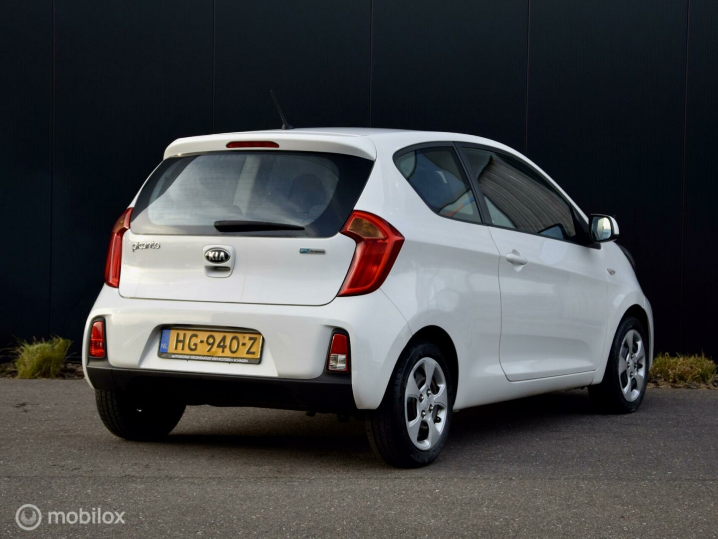 Kia-Picanto-2